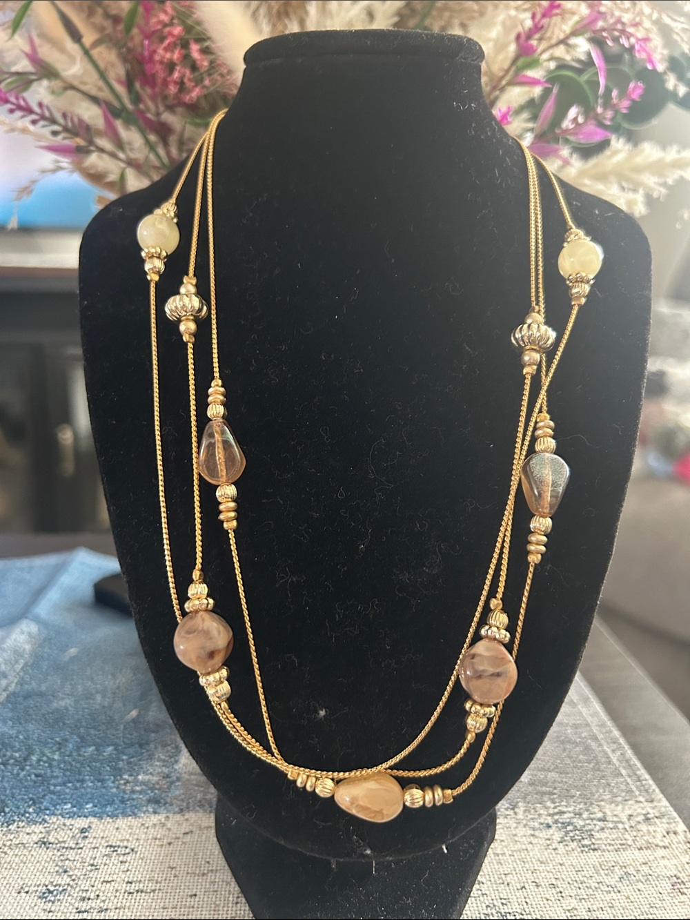 Gold-Tone Layered Beaded Necklace with Brown and Cream Agate-Style Beads